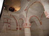 洞窟の中のキリスト教会